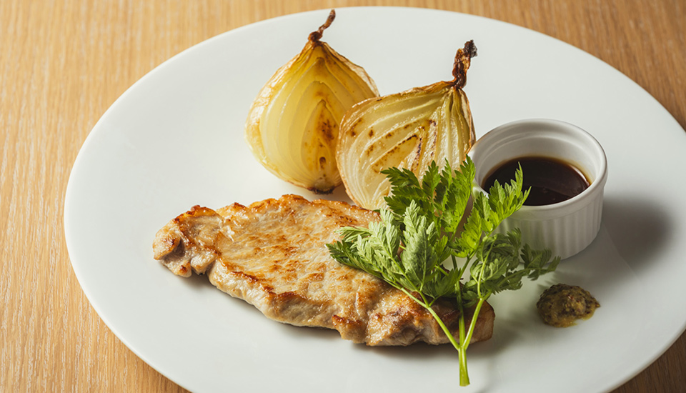 鉄板焼~道産もち豚ステーキ